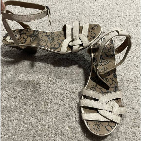 Fly London Sandals Ankle Strap Women's Size EU 41 US 10-10.5 White P141552015 - Picture 1 of 12